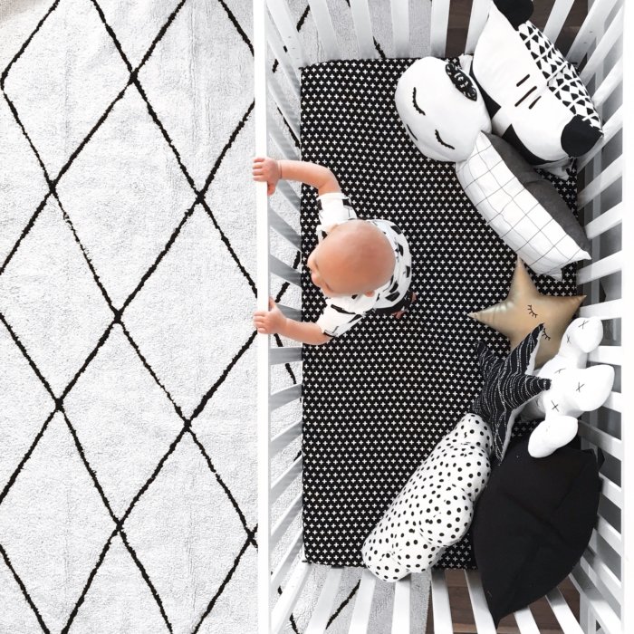 Monochrome Crib Bedding Ft Olli Lime Jessica Van Gaalen