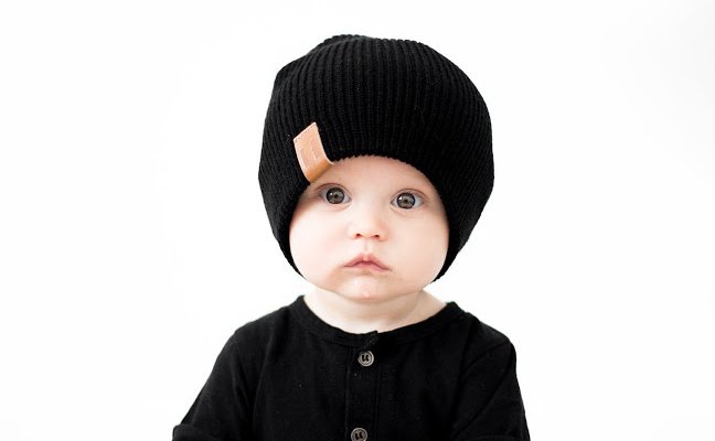 Must-Have: Monochrome Baby Clothing